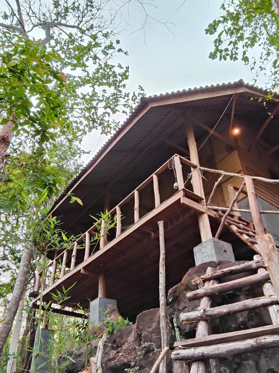 Fandee Island Treehouses & Ziplines - Tad Lo, Bolaven Loop Pakse Ban Kiangtat 외부 사진